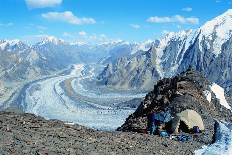 batura glacier trek
